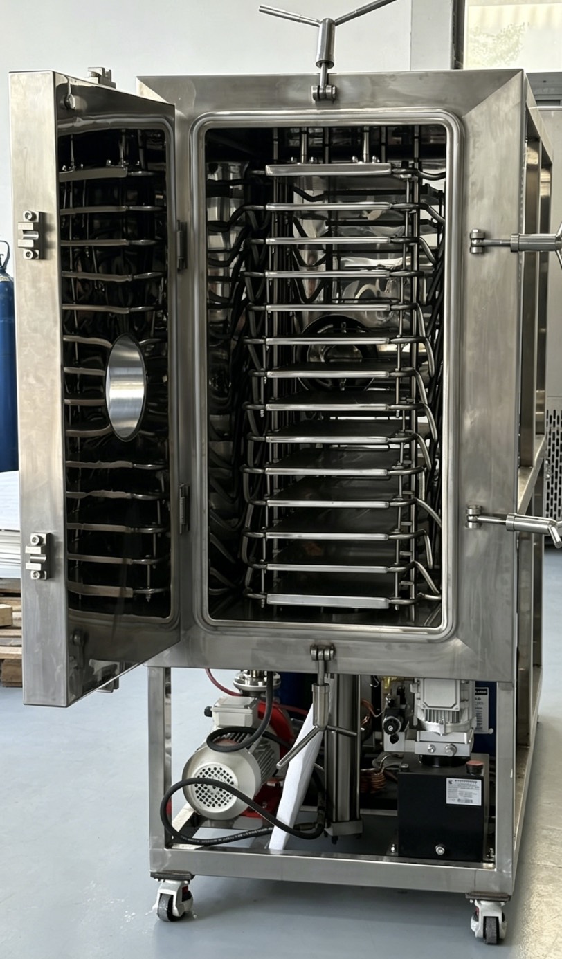 13 shelves GMP Freeze Dryer — SJ Scientific video preview